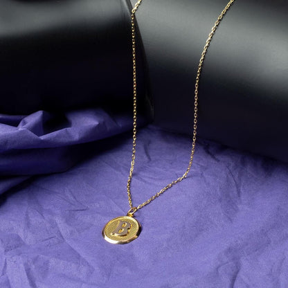 14K Yellow Gold Oval Initial B Necklace