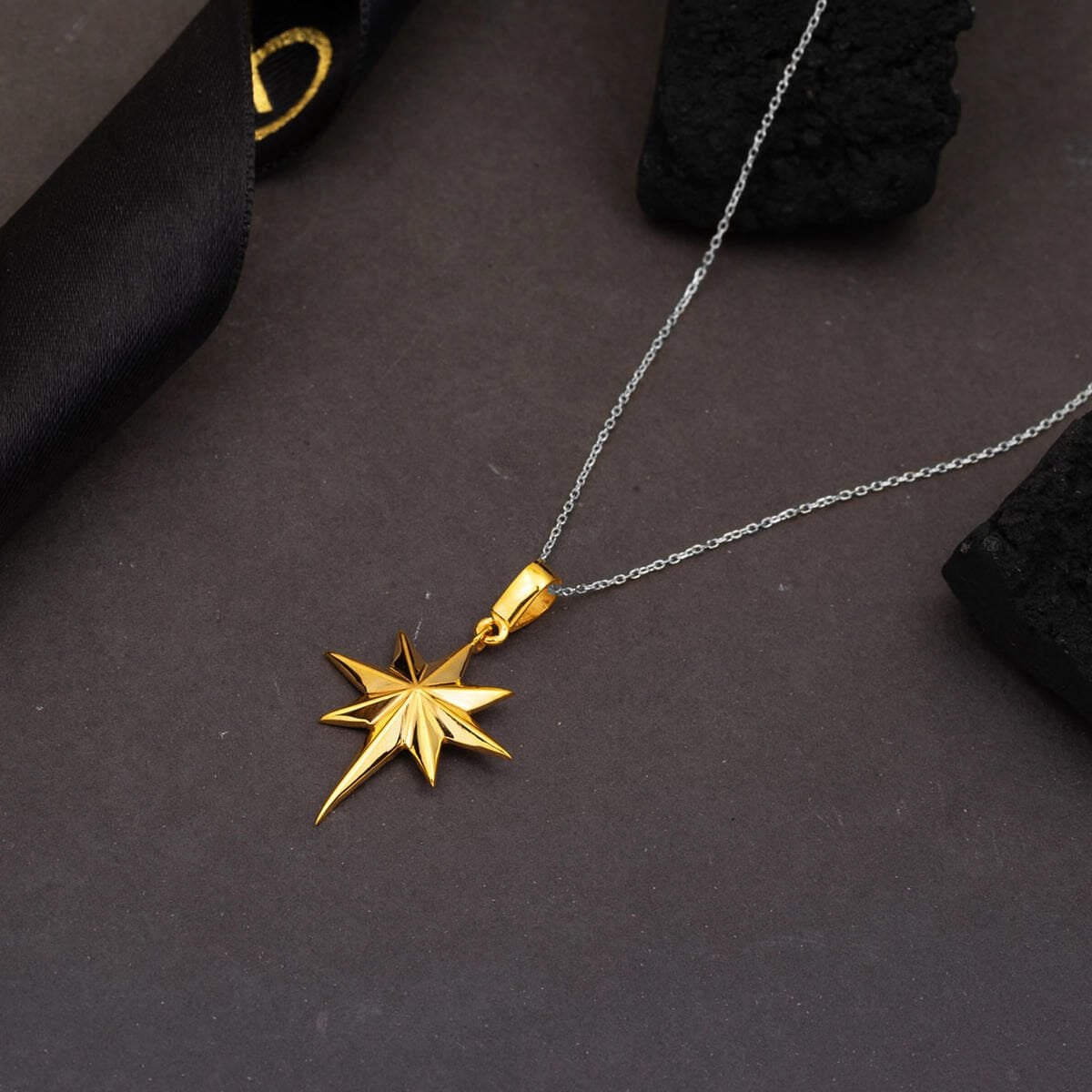 22K Yellow Gold North Star Medium Pendant