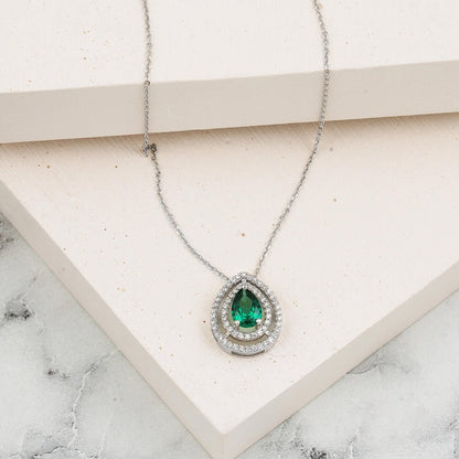14K White Gold 0.20 Ct Diamond Emerald Necklace