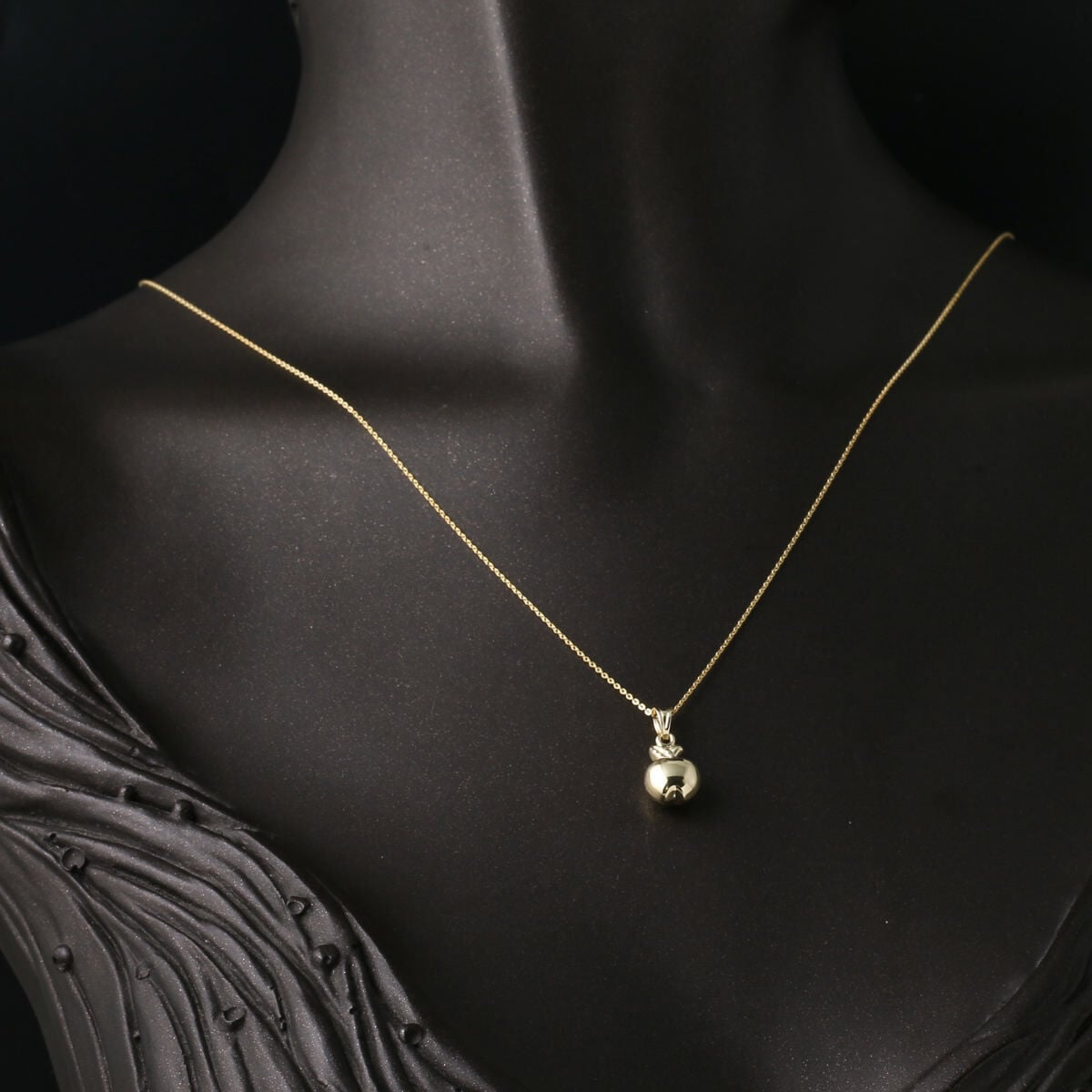 14K Yellow Gold Apple Necklace