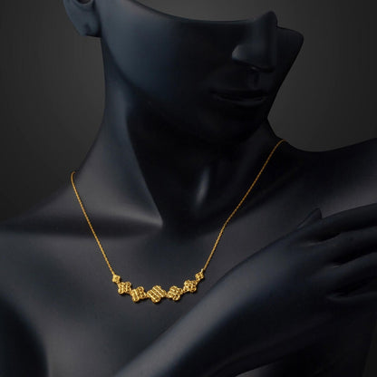 22K Yellow Gold Daisy Ivy Necklace