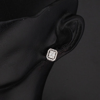 14K White Gold 0.50 Ct Baguette Diamond Earrings
