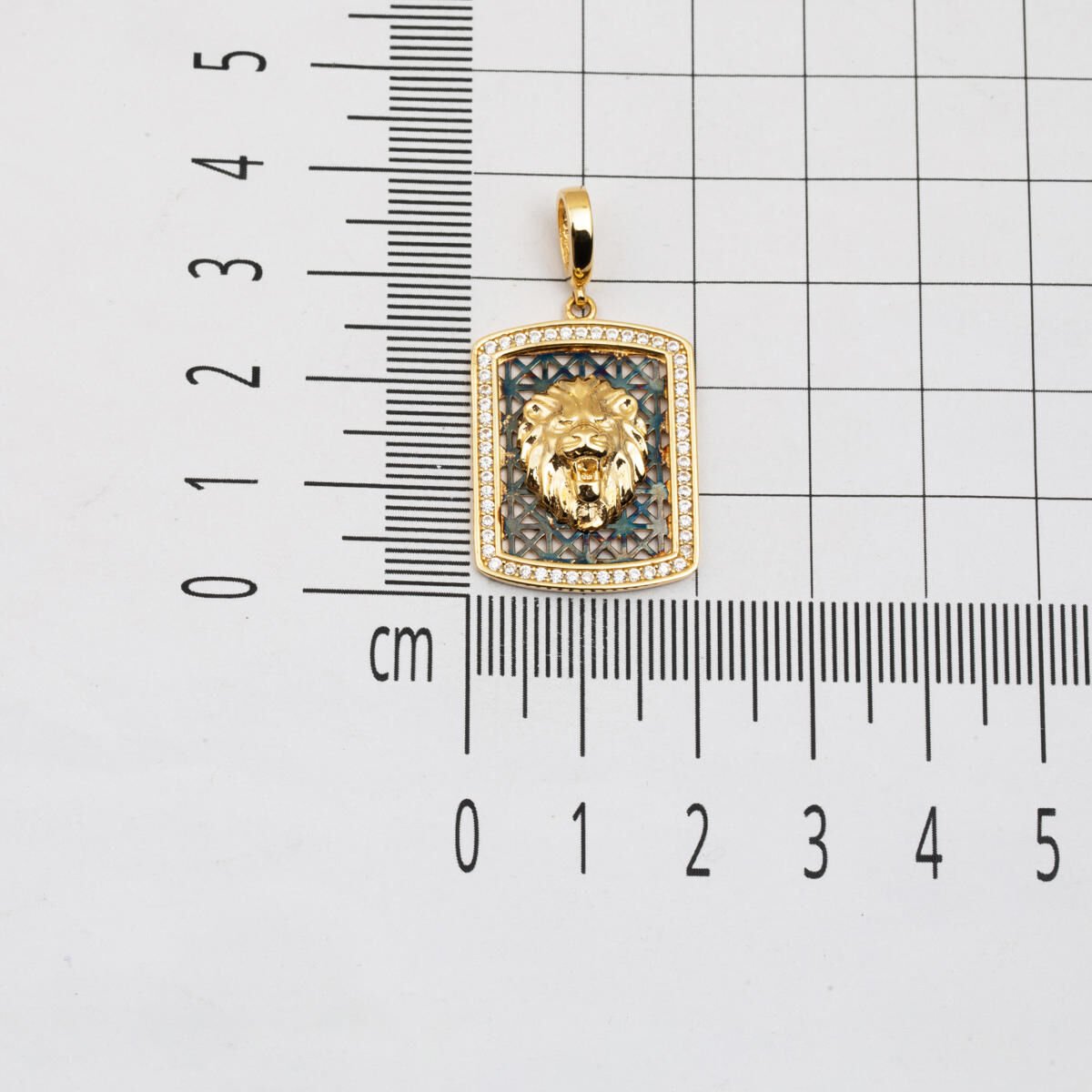 14K Yellow Gold Medallion Lion Cubic Zirconia Pendant