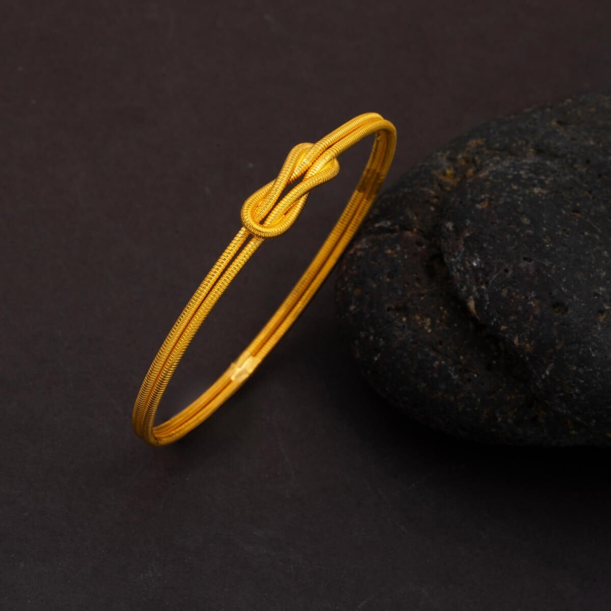 22K Yellow Gold Ajda Love Knot Ribbed Bangle