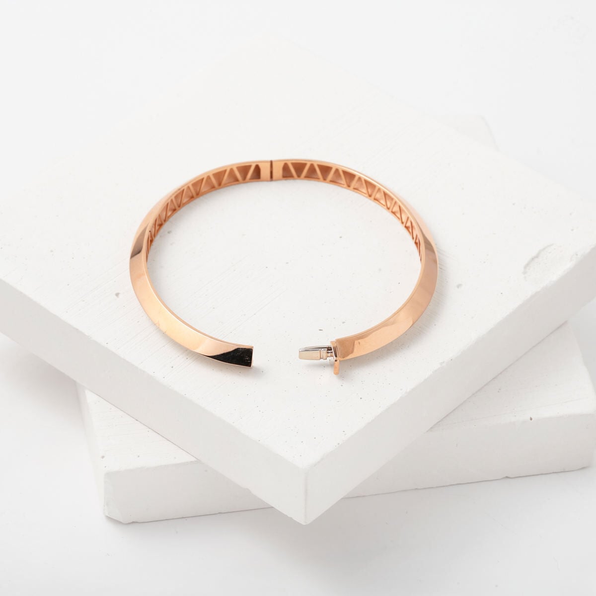 14K Rose Gold Women's Hinged Cuff Bangle