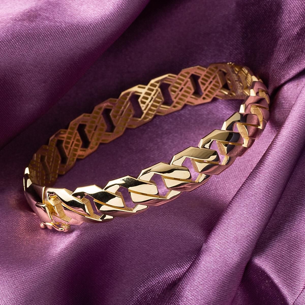 14K Yellow Gold My Favorite Hinged Cuff Bangle