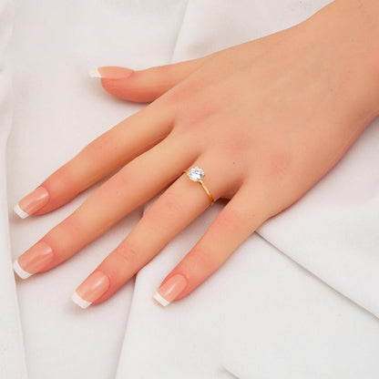 14K Yellow Gold Elegant Solitaire Cubic Zirconia Ring