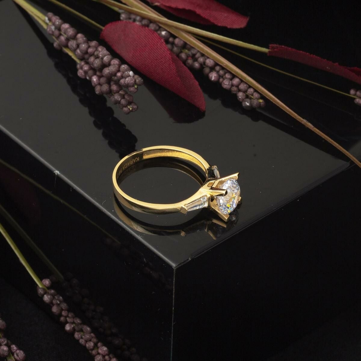14K Yellow Gold Baguette Design Solitaire Cubic Zirconia Ring
