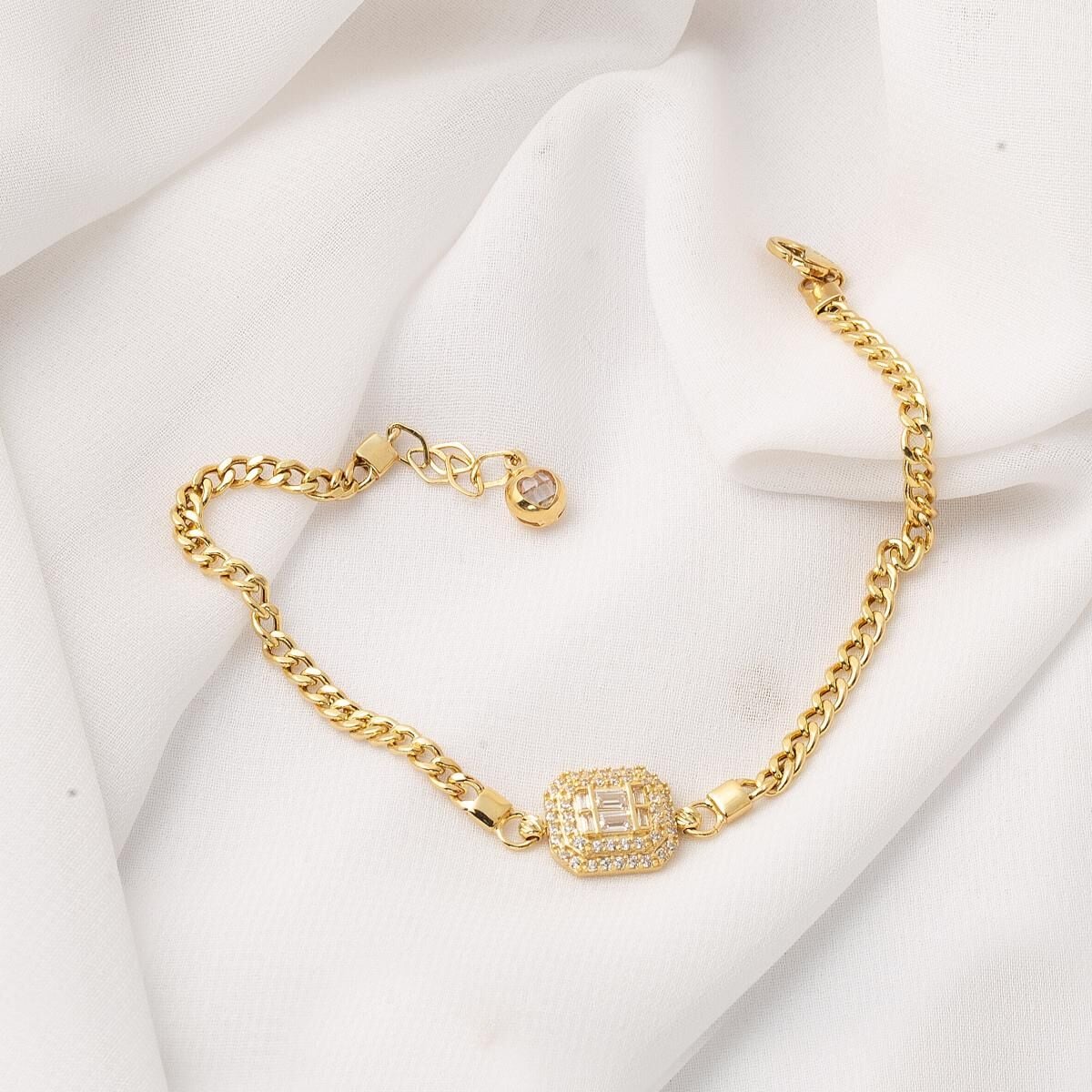 14K Yellow Gold Minimalist Baguette Cubic Zirconia Bracelet