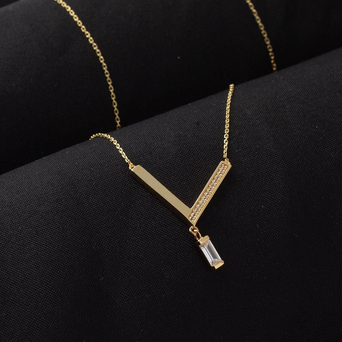 14K Yellow Gold Baguette Cubic Zirconia V Bar Necklace