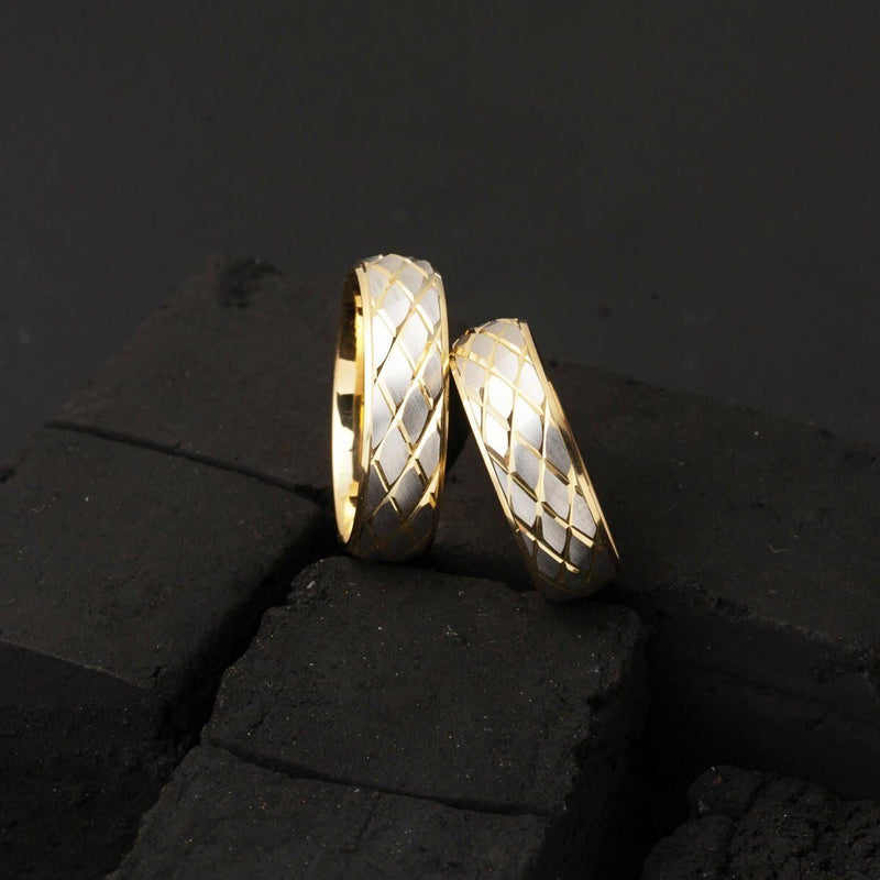 14K Yellow Gold Rhombus Double Wedding Band Ring