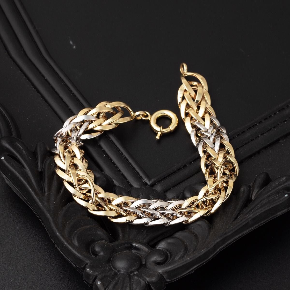 14K Yellow Gold Herringbone Hoop Bracelet