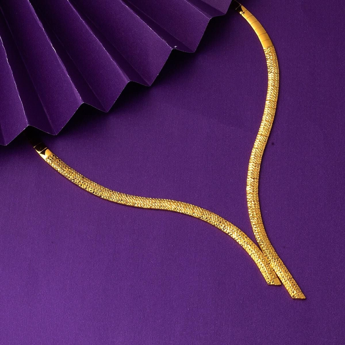 22K Yellow Gold Herringbone Collar Necklace