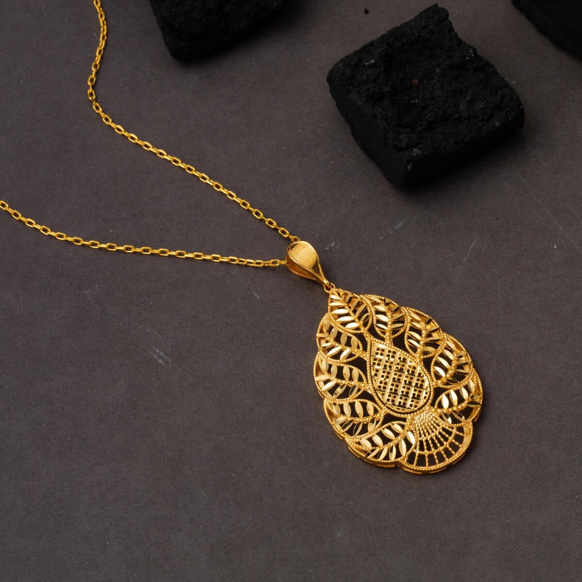 22K Yellow Gold Leaf Flower of Life Necklace