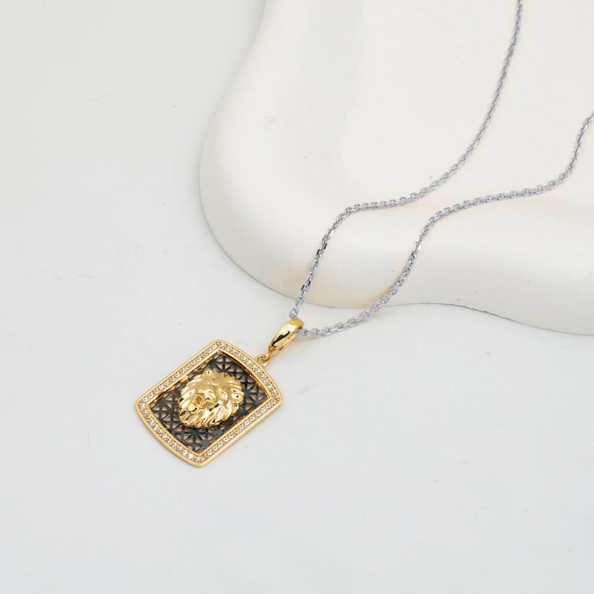 14K Yellow Gold Medallion Lion Cubic Zirconia Pendant