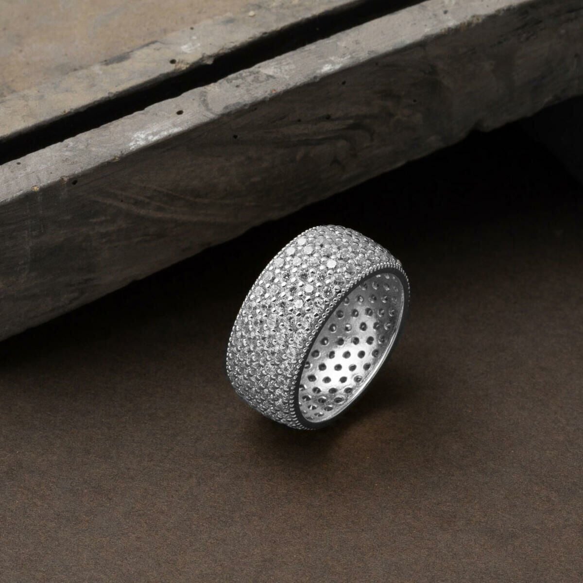14K White Gold 5 Row Full Eternity Cubic Zirconia Wedding Band Ring (4.35 g)