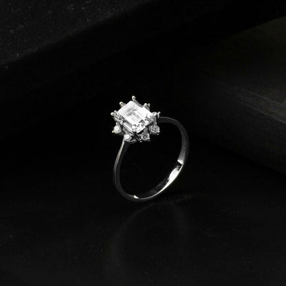 14K White Gold Baguette Cubic Zirconia Ring (2.29 g)