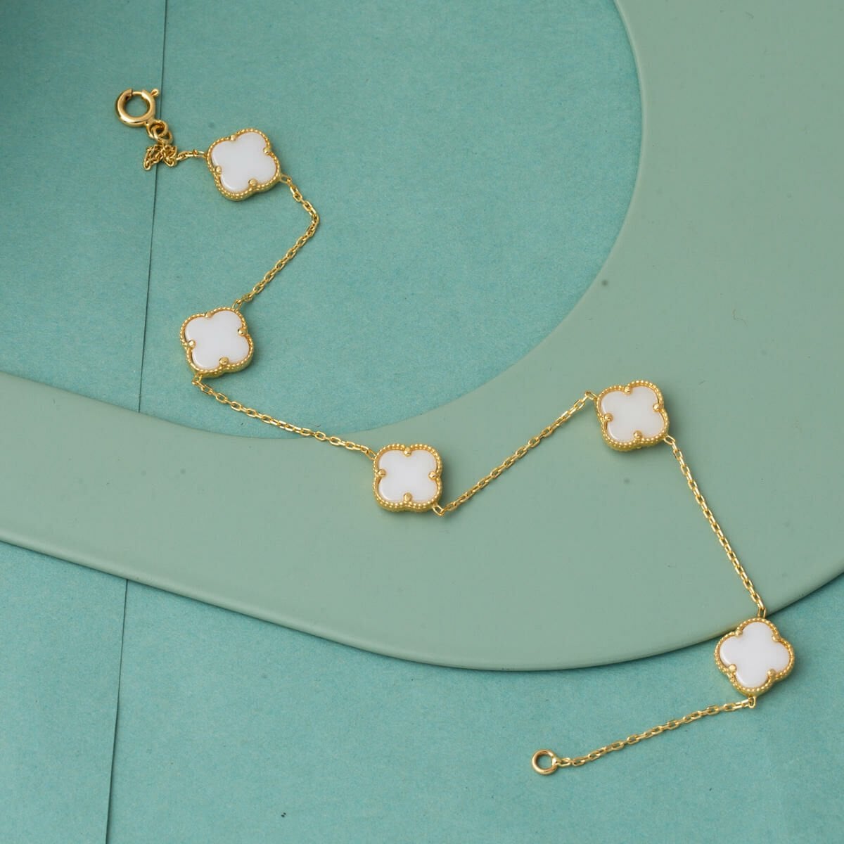 14K Yellow Gold Clover White Mother of Pearl Bracelet