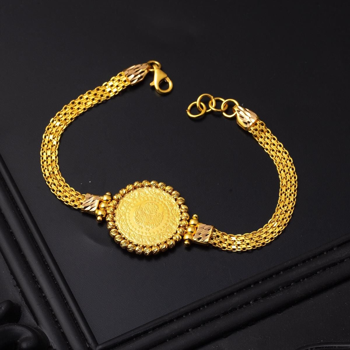 22K Yellow Gold Bismarck Chain Quarter Coin Bracelet