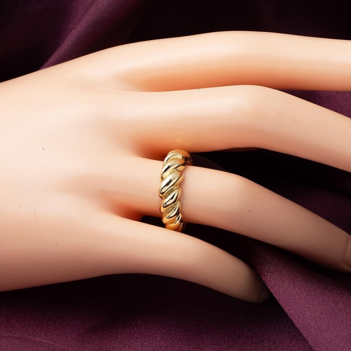 14K Yellow Gold Twisted Pinky Ring