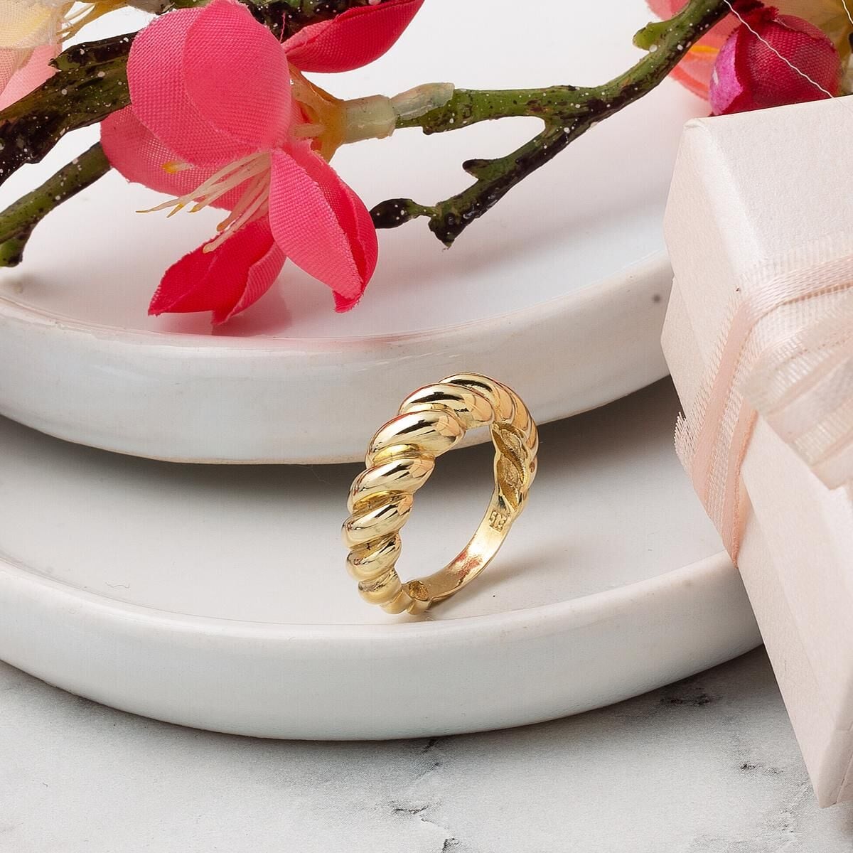 14K Yellow Gold Twisted Pinky Ring