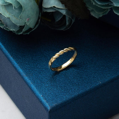 14K Yellow Gold Twisted Hoop Pinky Ring