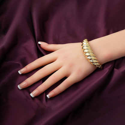 14K Yellow Gold Twisted Hinged Cuff Bangle (18.05 g)