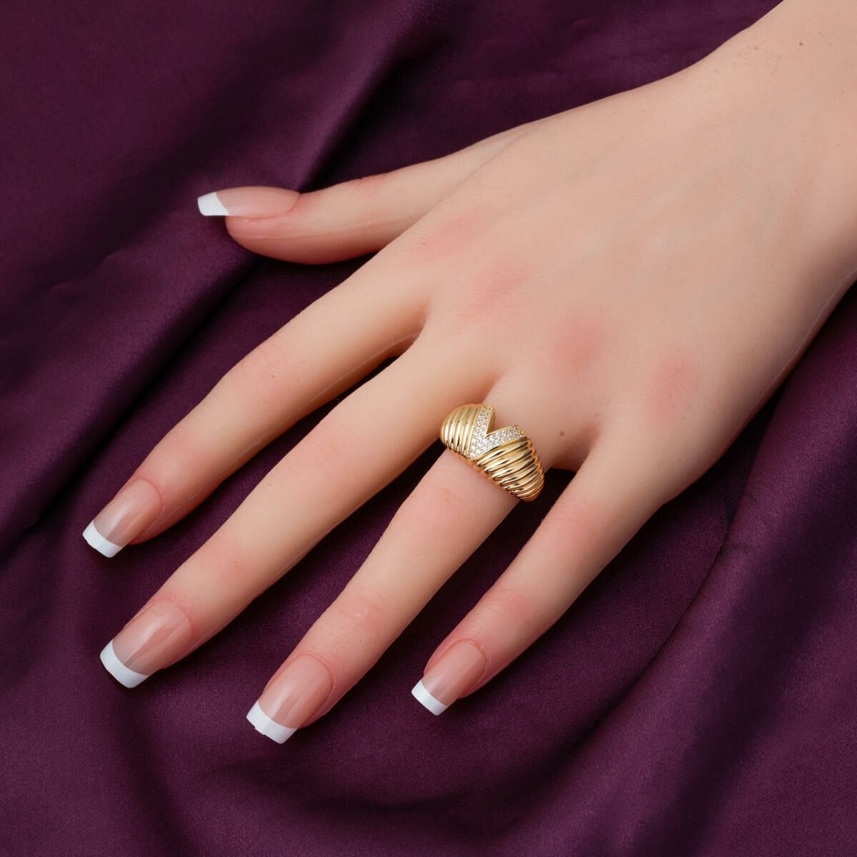 14K Yellow Gold Twisted Minimalist Cubic Zirconia Women's Ring