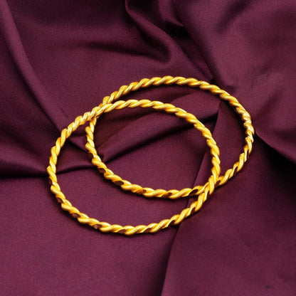 22K Yellow Gold Twisted Bangle (22 g)
