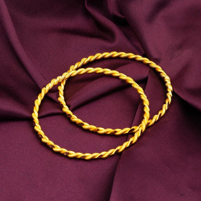 22K Yellow Gold Twisted Bangle (28 g)