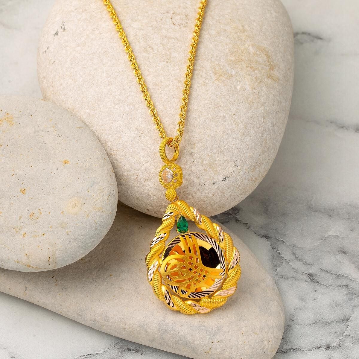 14K Yellow Gold Twisted Bezel Ottoman Tughra Cubic Zirconia Necklace