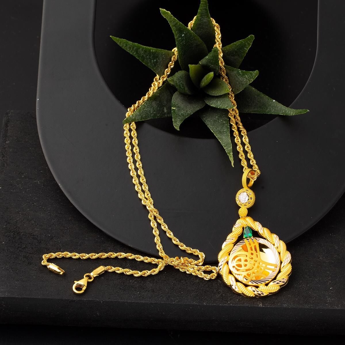 14K Yellow Gold Twisted Bezel Ottoman Tughra Cubic Zirconia Necklace