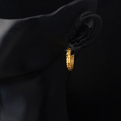 22K Yellow Gold Twisted Hoop Earrings 2 cm Diameter
