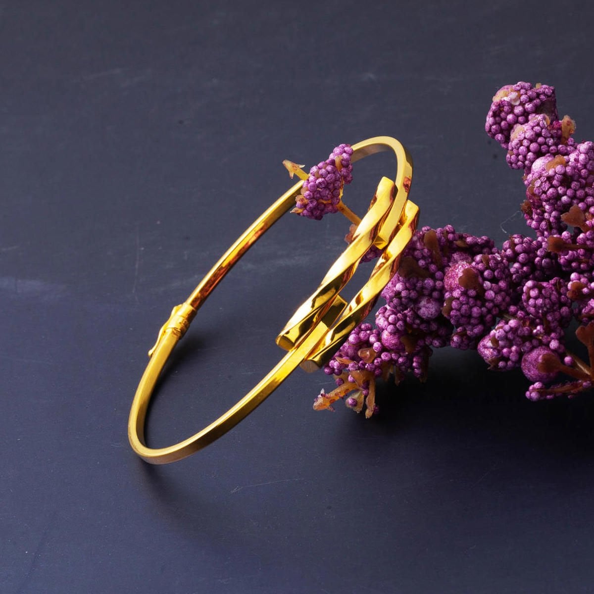 14K Yellow Gold Twisted Minimalist Ribbed Bangle