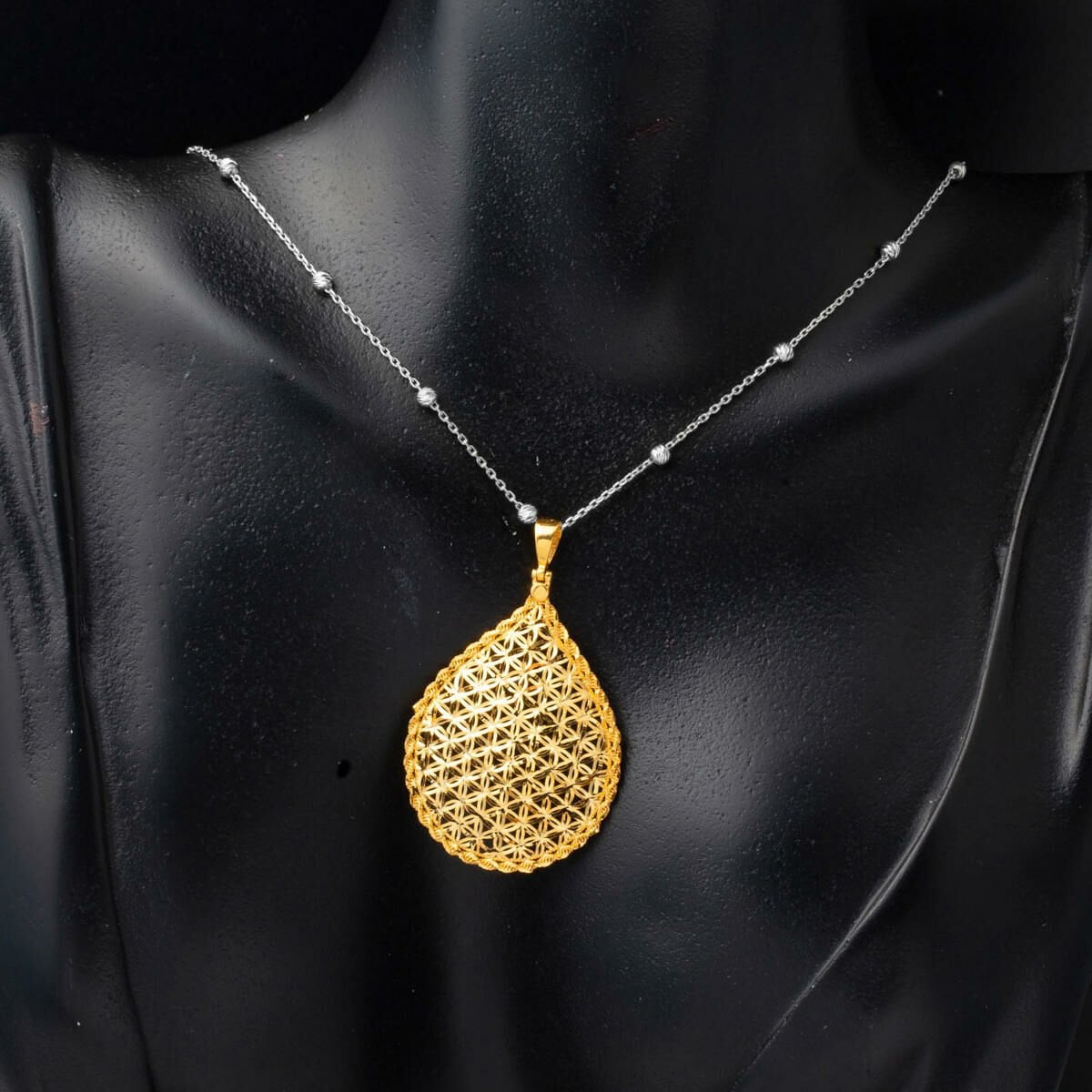 22K Yellow Gold Twisted Flower of Life Pendant