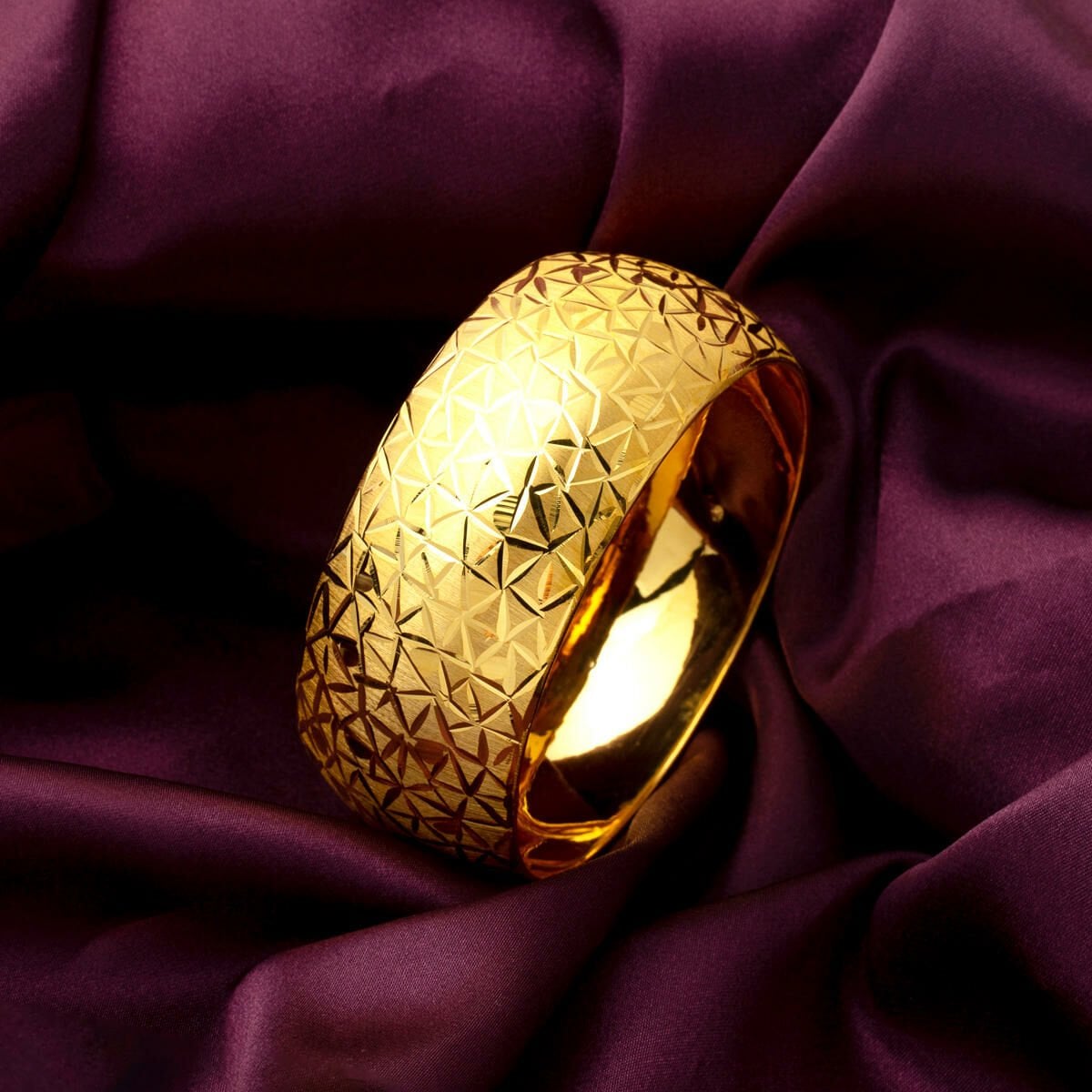 14K Yellow Gold Ice Crushed Wide Bangle