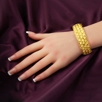 22K Yellow Gold Ice Crushed Hinged Cuff Bangle