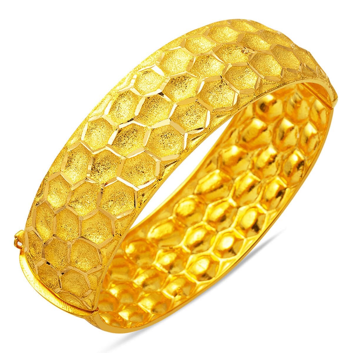22K Yellow Gold Ice Crushed Hinged Cuff Bangle