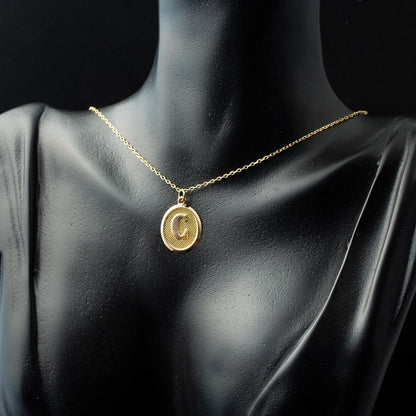 14K Yellow Gold Oval Initial C Necklace (1.25 g)