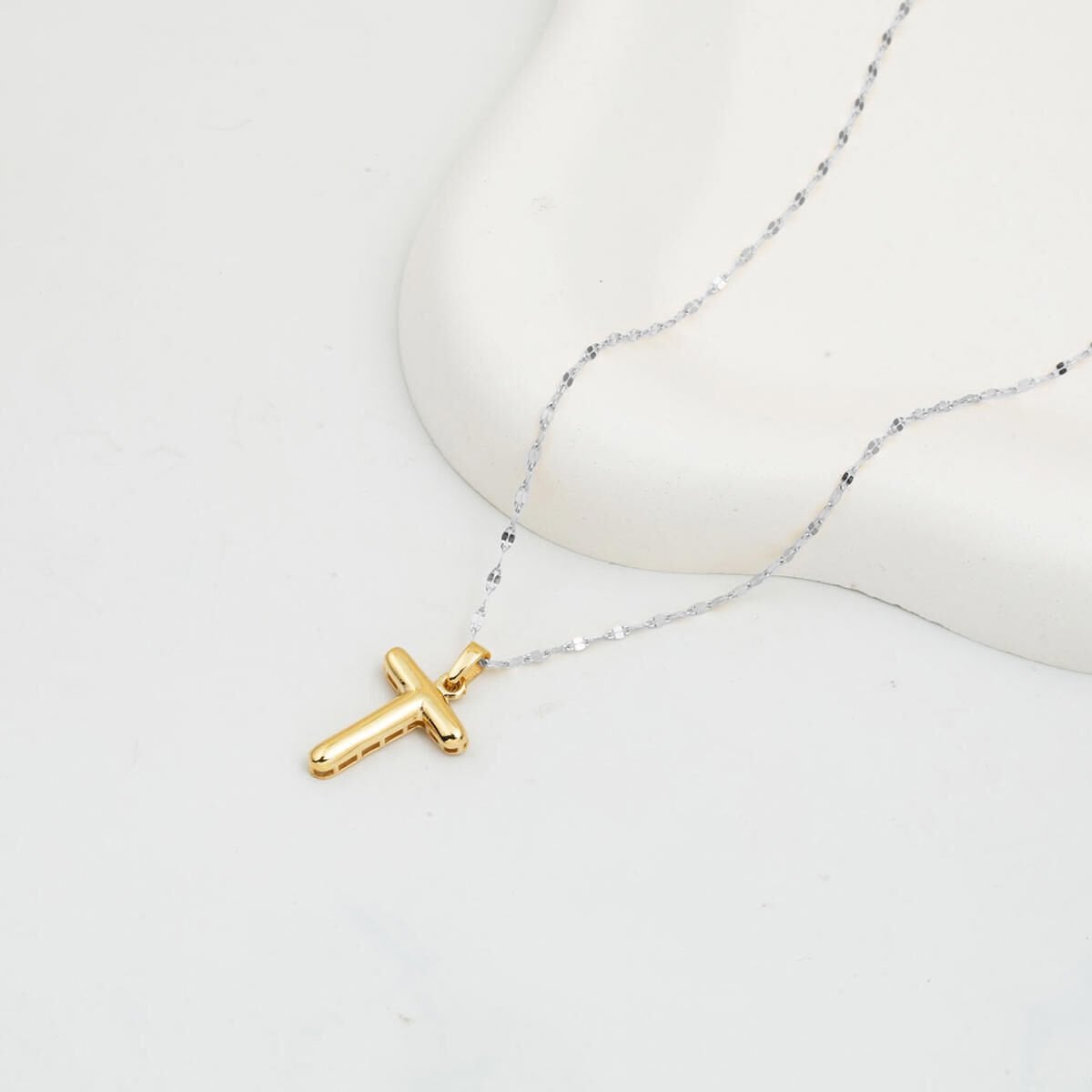 14K Yellow Gold Balloon Design Initial T Pendant