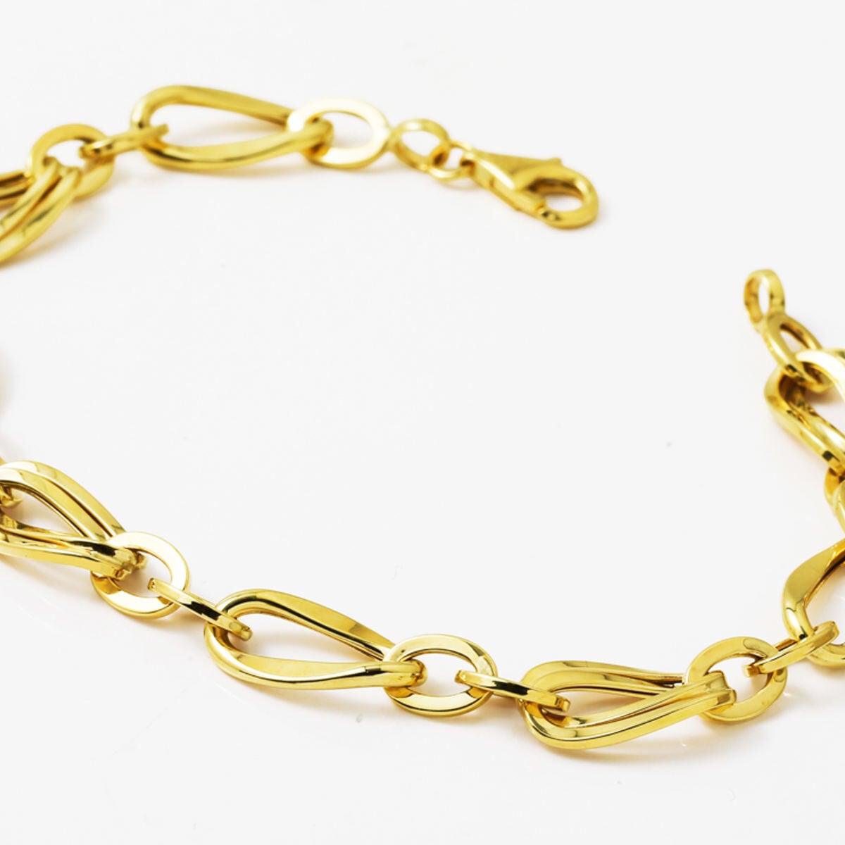 14K Yellow Gold Hoop Hallow Bracelet