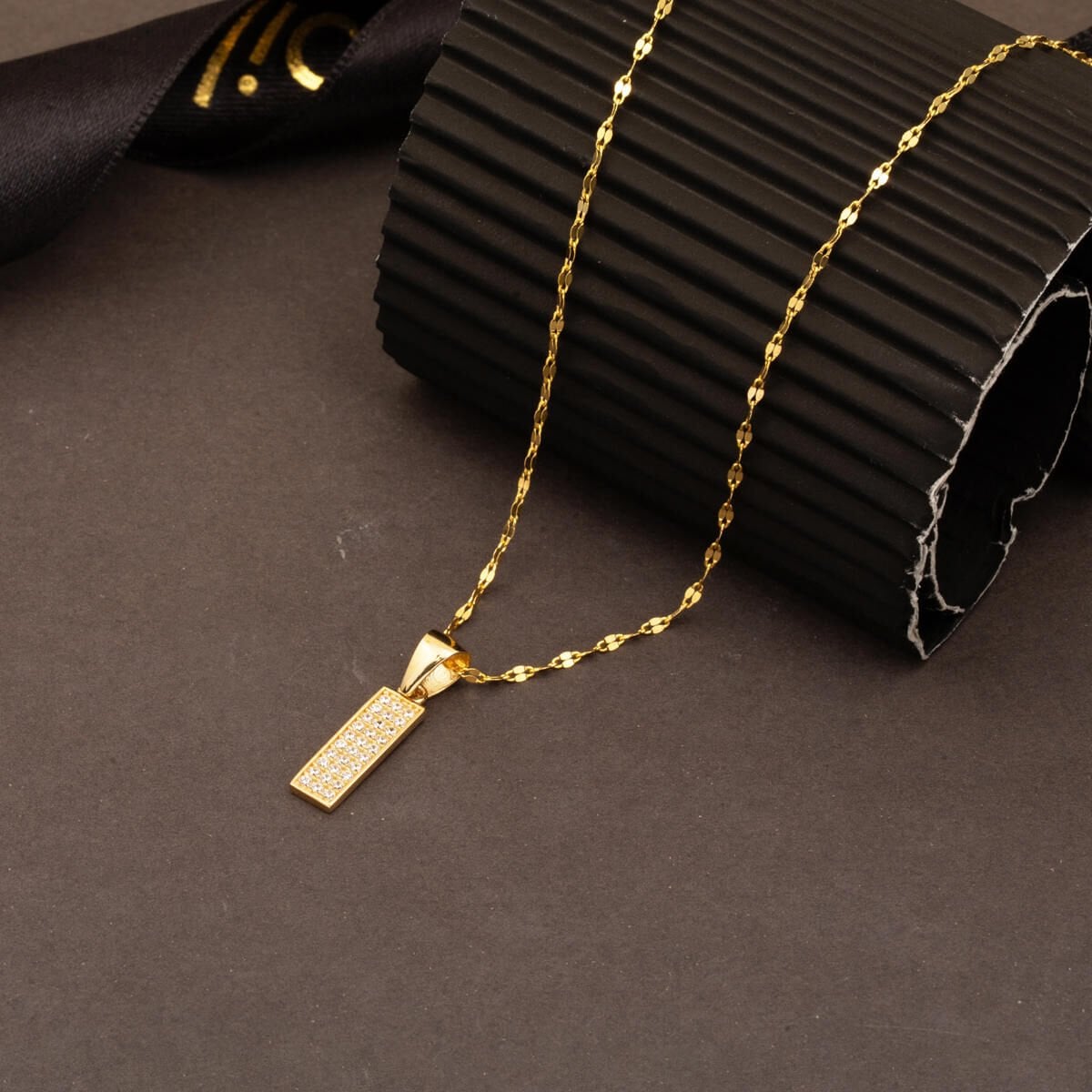 14K Yellow Gold Initial I Cubic Zirconia Necklace