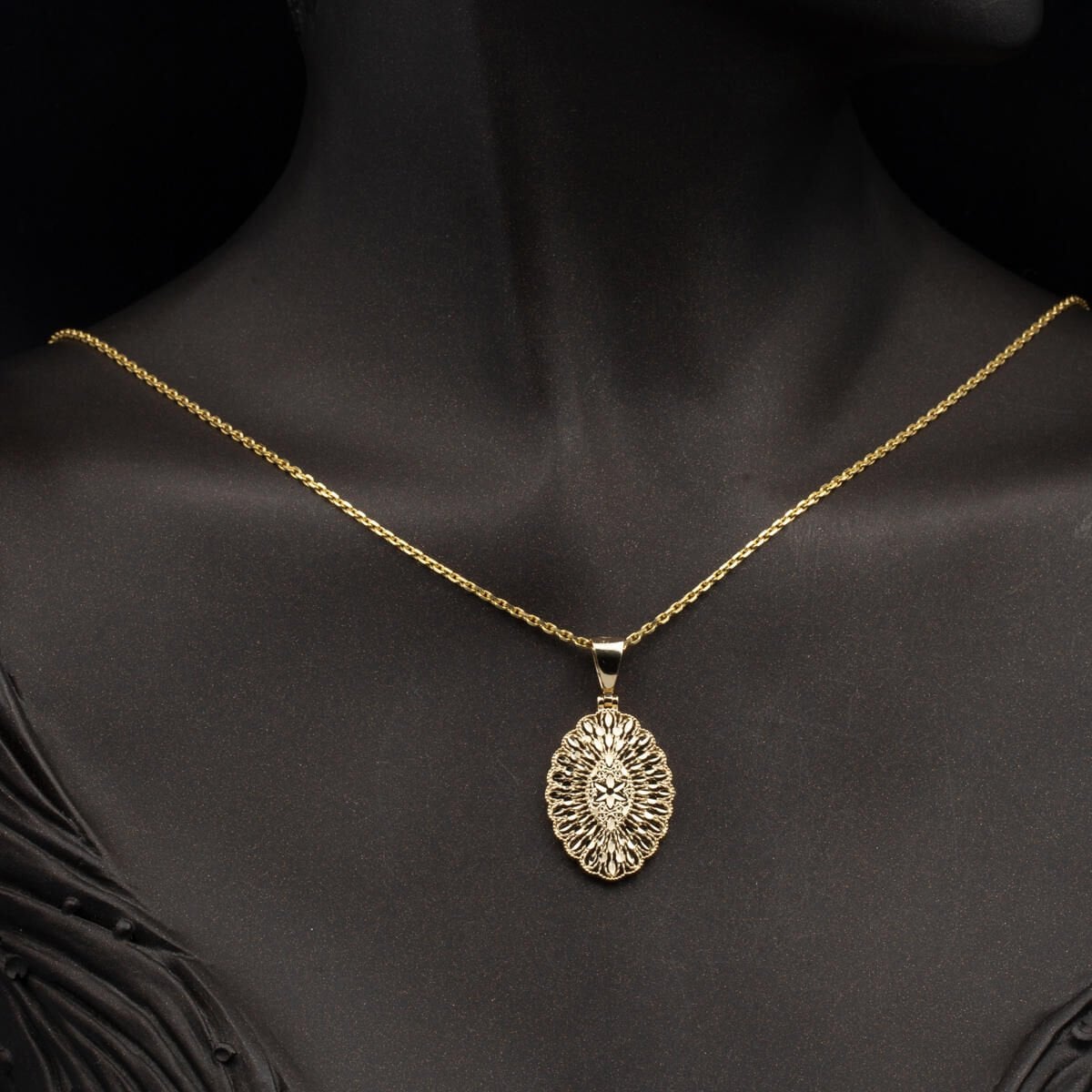 14K Yellow Gold Flower of Life Necklace (3.01 g)
