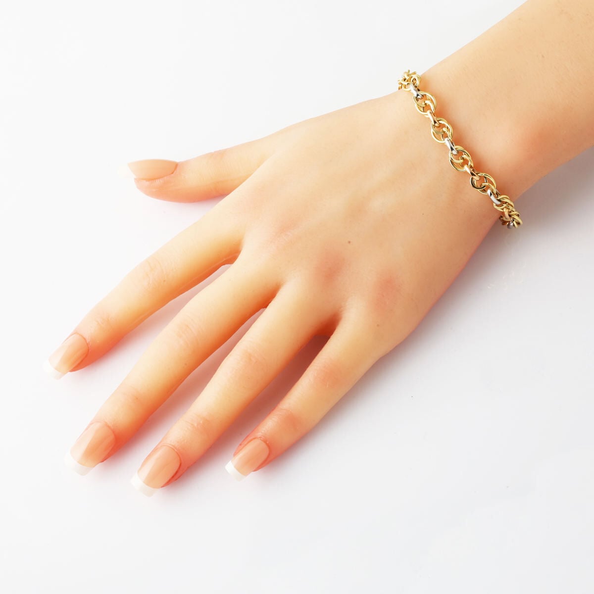 14K Yellow Gold Hoop Hallow Bracelet (4.5 g)