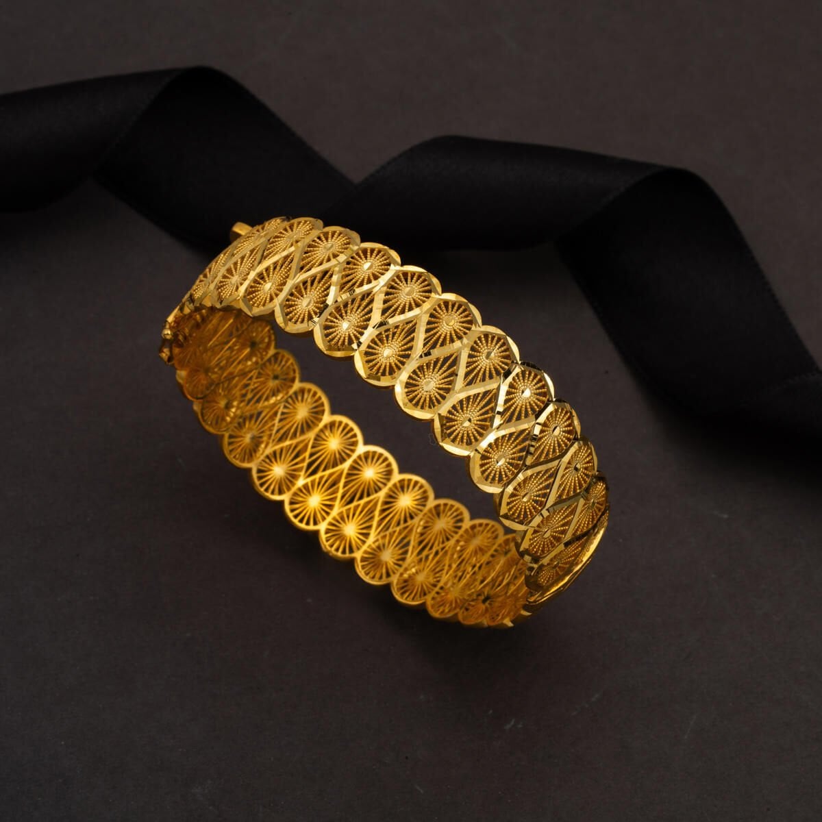 22K Yellow Gold Teardrop Hinged Cuff Bracelet