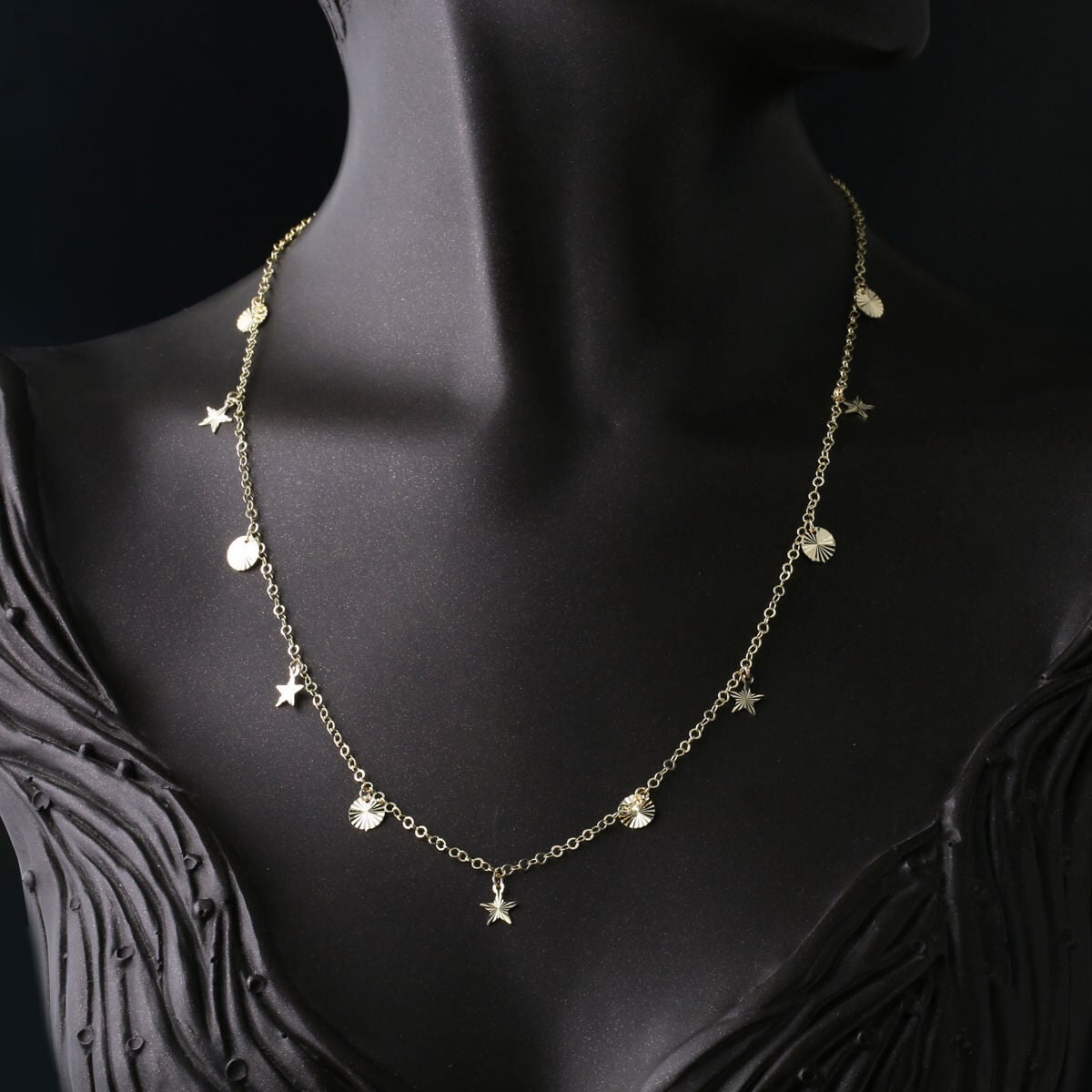 14K Yellow Gold Sparkling Star Lightweight Necklace