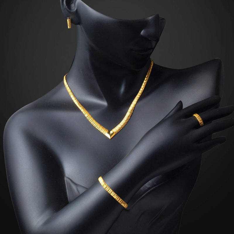 22K Yellow Gold Chevron Wedding Set