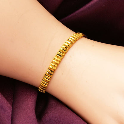 22K Yellow Gold Chevron Set