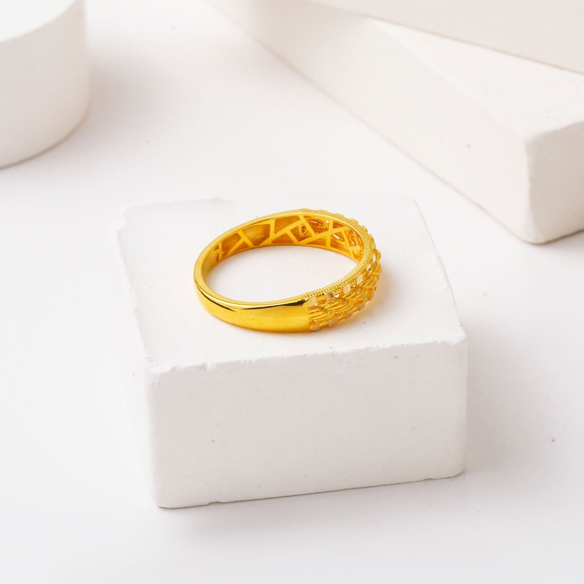 14K Yellow Gold Twisted Women's Ring