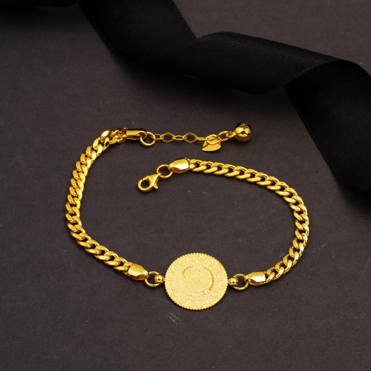 14K Yellow Gold Curb Chain Quarter Coin Bracelet